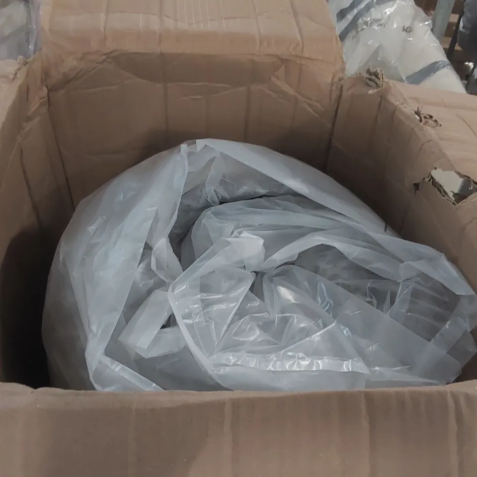 QUALITY BOXED AND ROLLED 5' KING SIZE MATTRESS