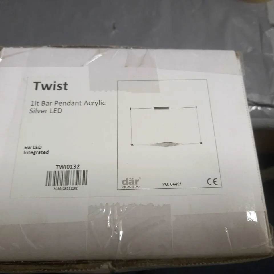 BRAND NEW DAR TWI0132 TWIST SINGLE BAR LED PENDANT ACRYLIC SILVER FINISH