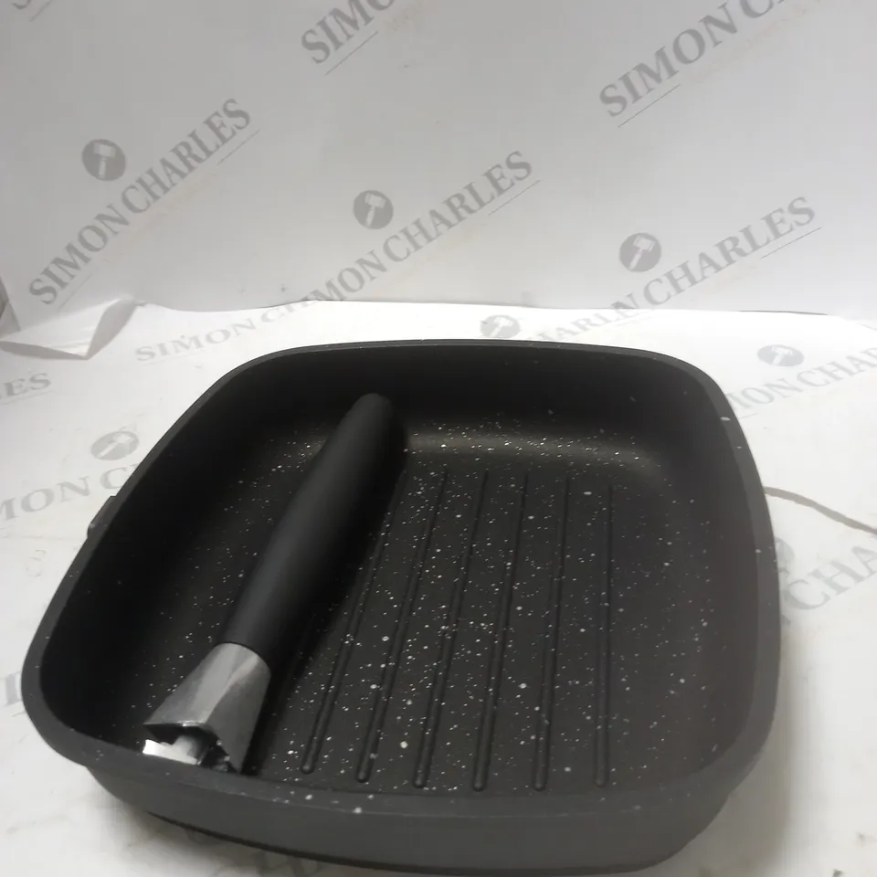 BERGHOFF EUROCAST PROFESSIONAL SERIES NON-STICK GRILL PAN 24 CM 9.5"