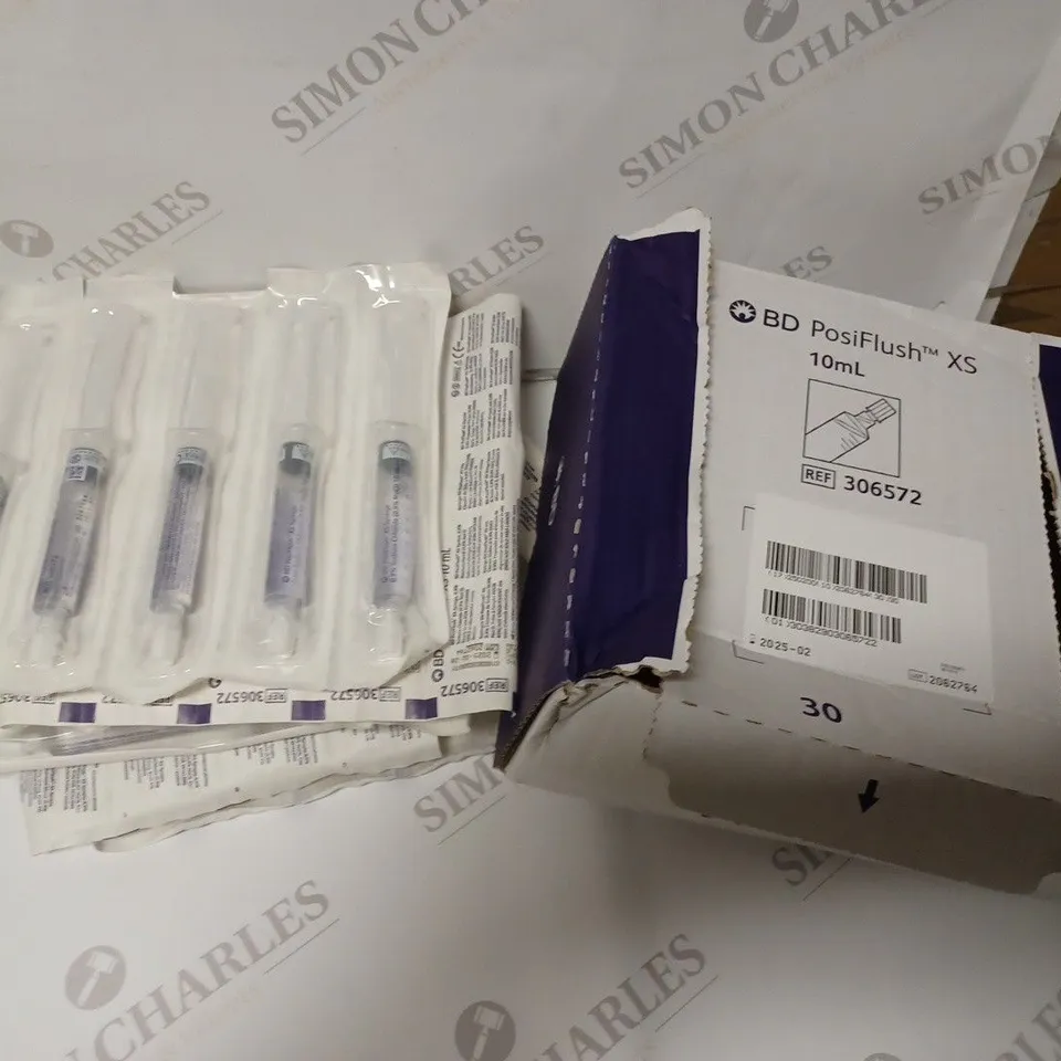 APPROXIMATELY 30 BD POSIFLUSH XS SALINE SYRINGE 10ML FLUSH