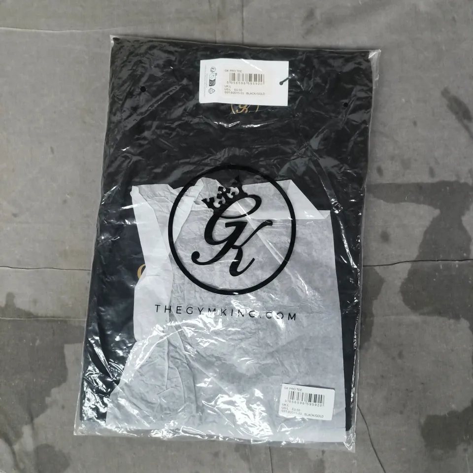 THE GYM KING T-SHIRT IN BLACK/GOLD SIZE LARGE
