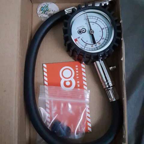 ANALOGUE TYRE GAUGE