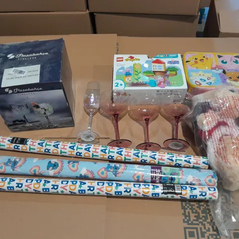 BOX OF APPROXIMATELY 10 ASSORTED HOUSEHOLD ITEMS TO INCLUDE - GLASSES, LEGO DUPLO PEPPA PIG, AND BIRTHDAY WRAP ETC.