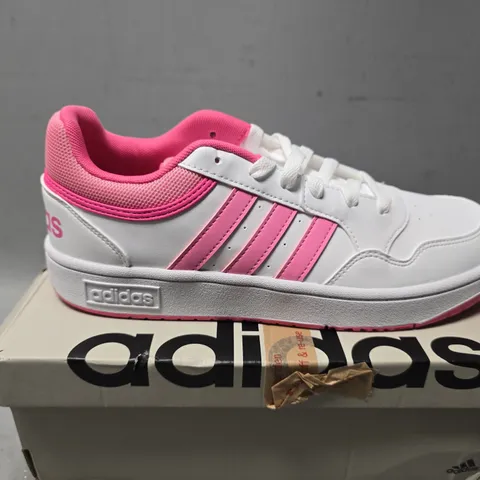 BOXED ADIDAS PINK & WHITE 3.0 K TRAINERS - UK 6 1/2
