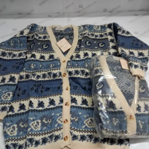 LOT OF 16 LA MEILLE BUTTON FRONT CARDIGANS - SIZE UNSPECIFIED