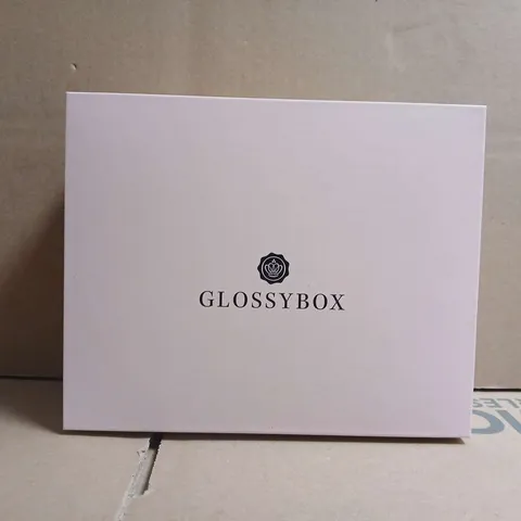 GLOSSYBOX SKINCARE & MAKEUP BOX SET