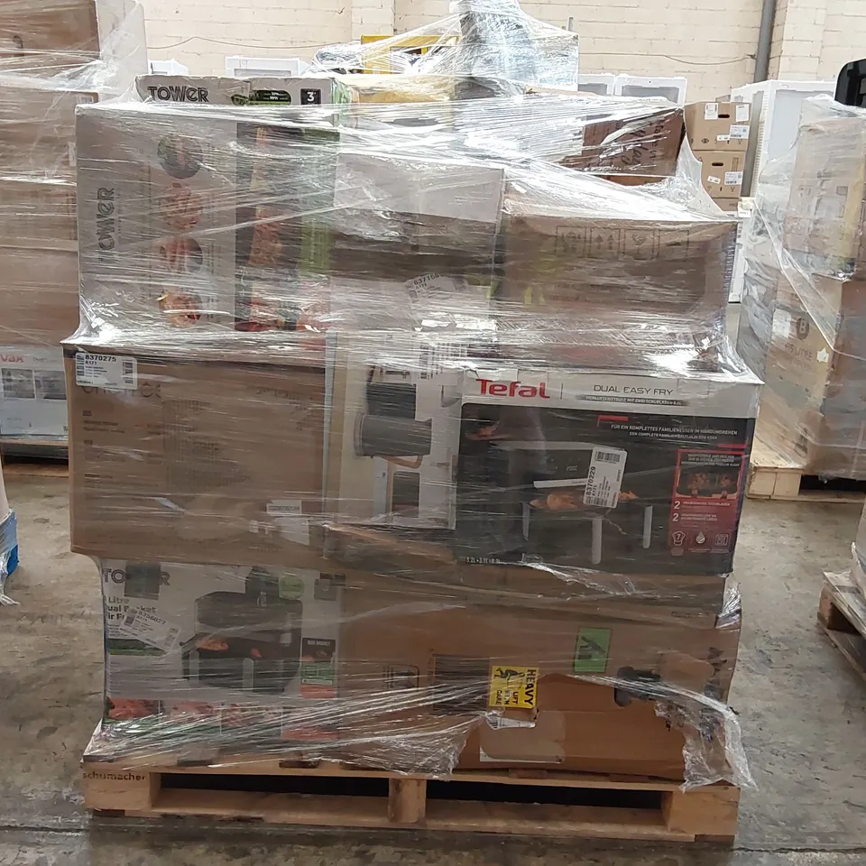 PALLET OF APPROXIMATELY 21 UNPROCESSED RAW RETURN HOUSEHOLD AND ELECTRICAL GOODS TO INCLUDE;