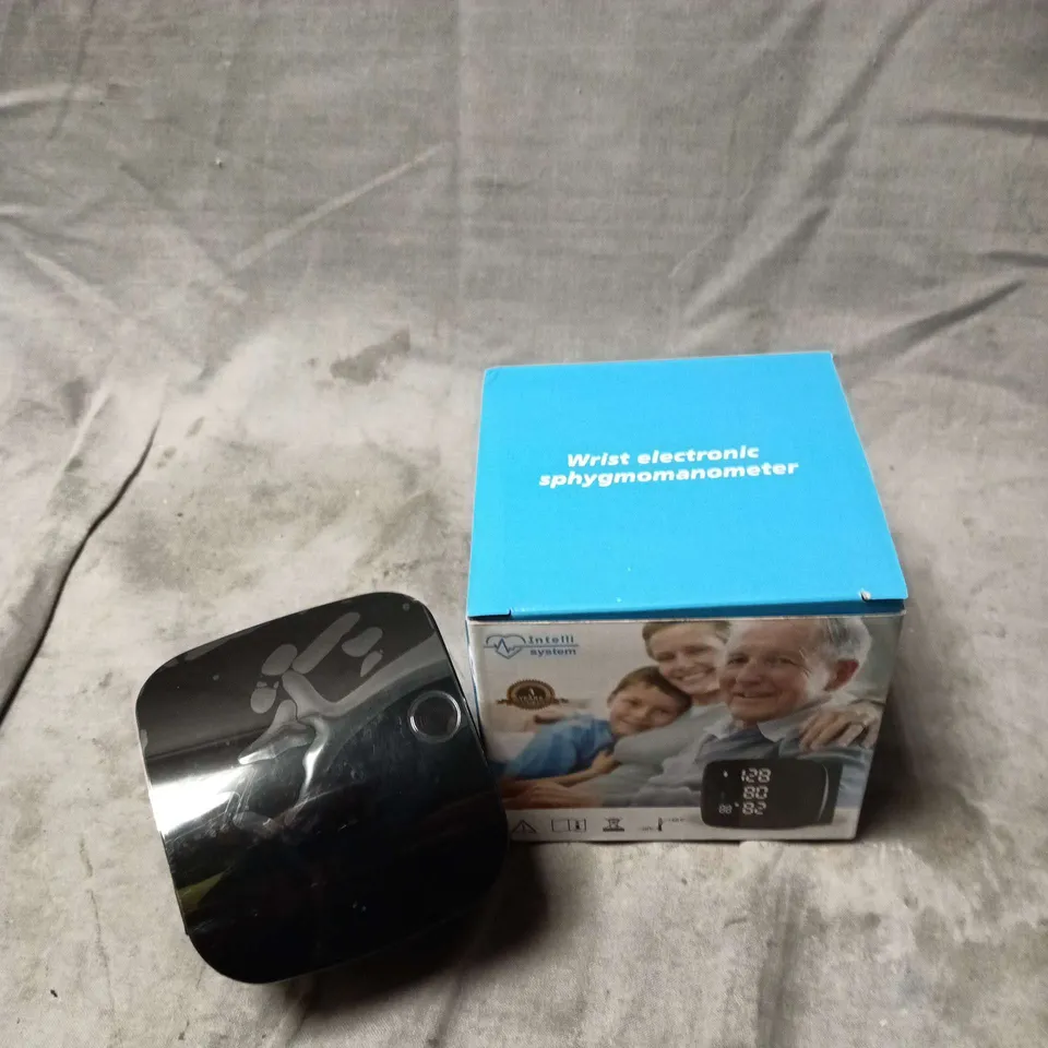 WRIST ELECTRONIC SPHYGMOMANOMETER BLOOD PRESSURE MONITOR 