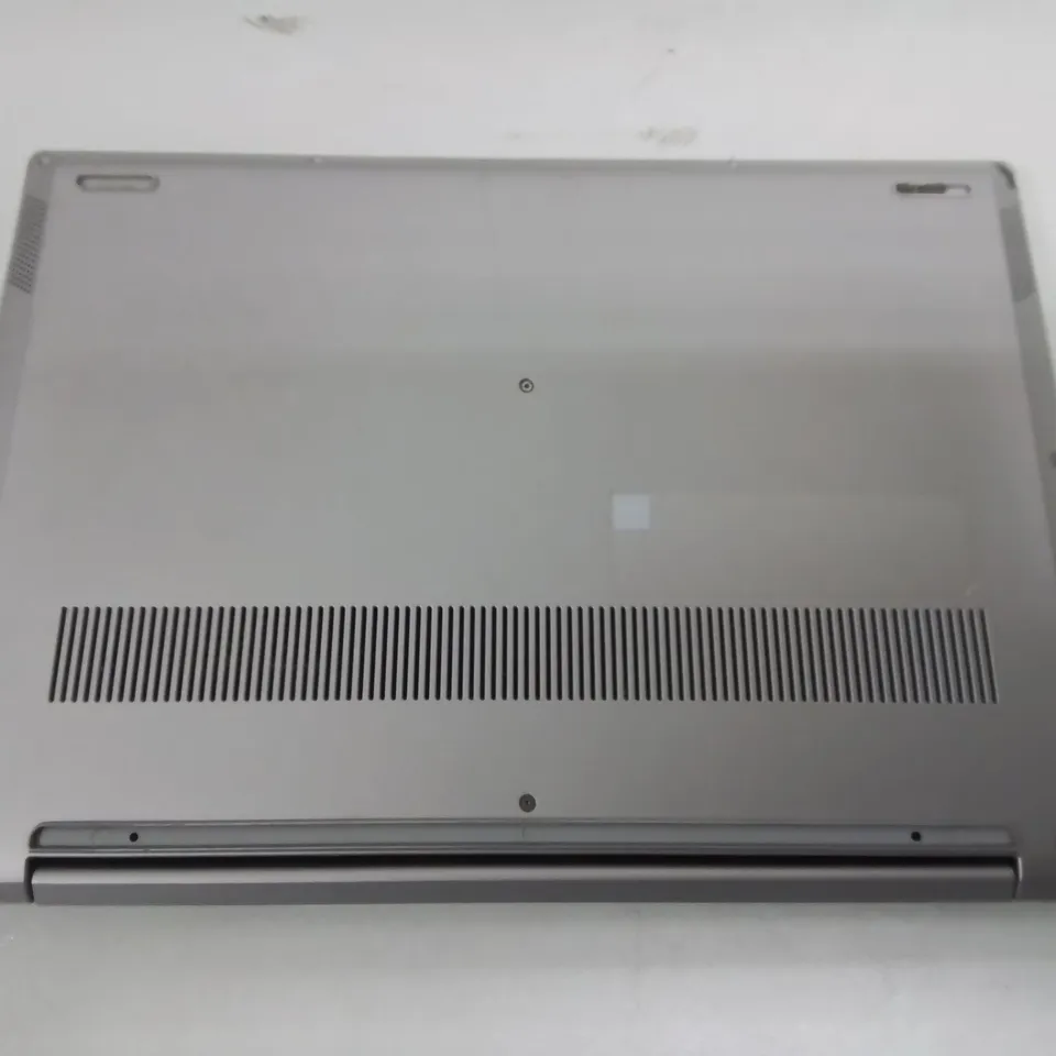 LENOVO AND RYZEN 5 LAPTOP WITH RADEON VEGA GRAPHICS