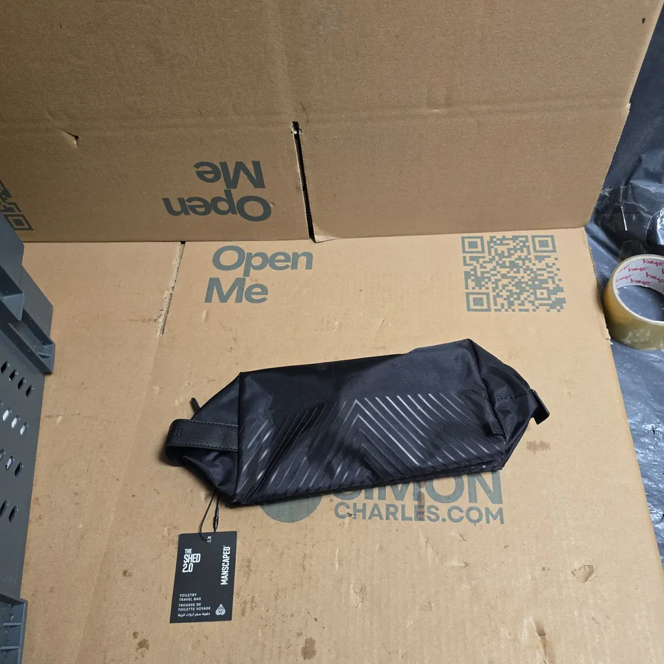 MANSCAPED THE SHED 2.0 TOILETRY TRAVEL BAG – BLACK