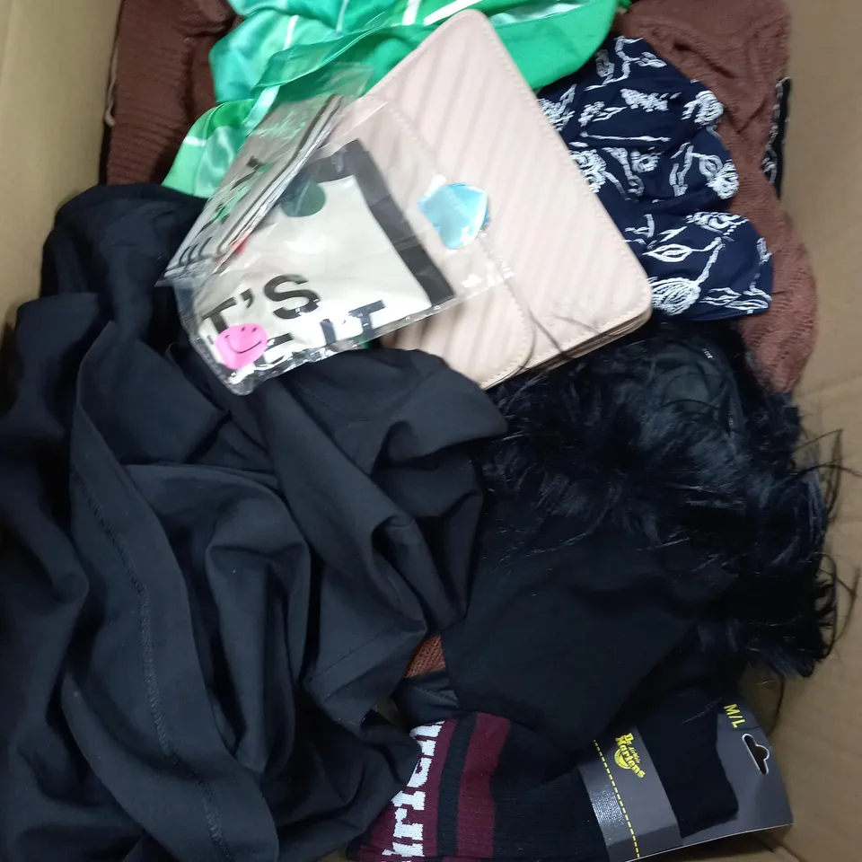 LARGE BOX OF ASSORTED CLOTHING ITEMS IN VARIOUS COLOURS AND SIZES INCLUDING TROUSERS , TOPS AND JUMPERS 