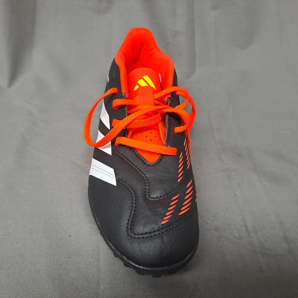 PAIR OF ADIDAS PREDATOR SHOES IN BLACK/ORANGE UK SIZE 8