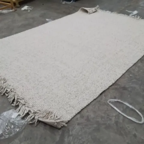 QUALITY DESIGNER AREA RUG - APPROXIMATELY 300X200CM