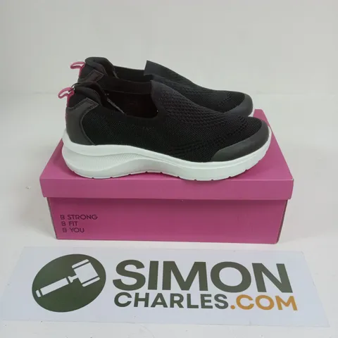 BOXED PAIR OF B ACTIVE LADIES OWN LABEL TRAINERS IN BLACK - SIZE 7