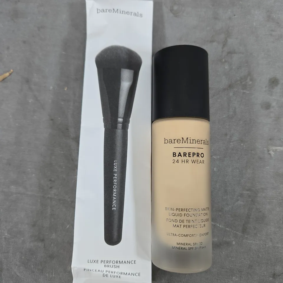 BAREMINERALS BAREPRO 24 HR WEAR SKIN-PERFECTING MATTE LIQUID FOUNDATION + LUXE PERFORMANCE BRUSH