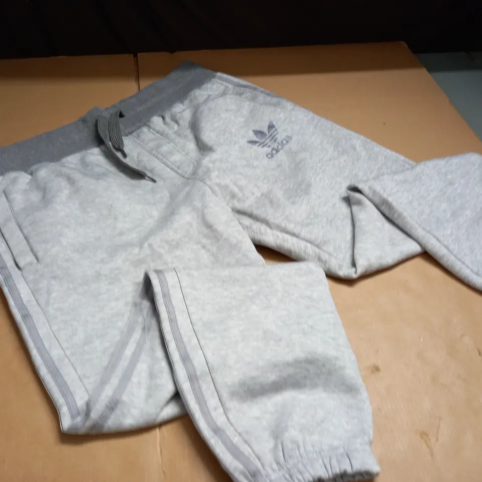 ADIDAS GREY SWEAT PANTS - SIZE UNSPECIFIED