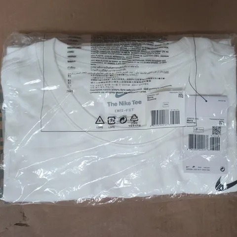 BAGGED NIKE DRI-FIT T-SHIRT IN WHITE SIZE 2XL