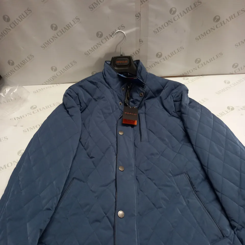 MENS DOUGLAS QUILTED ZIPPED AND BUTTON COAT SIZE 40"