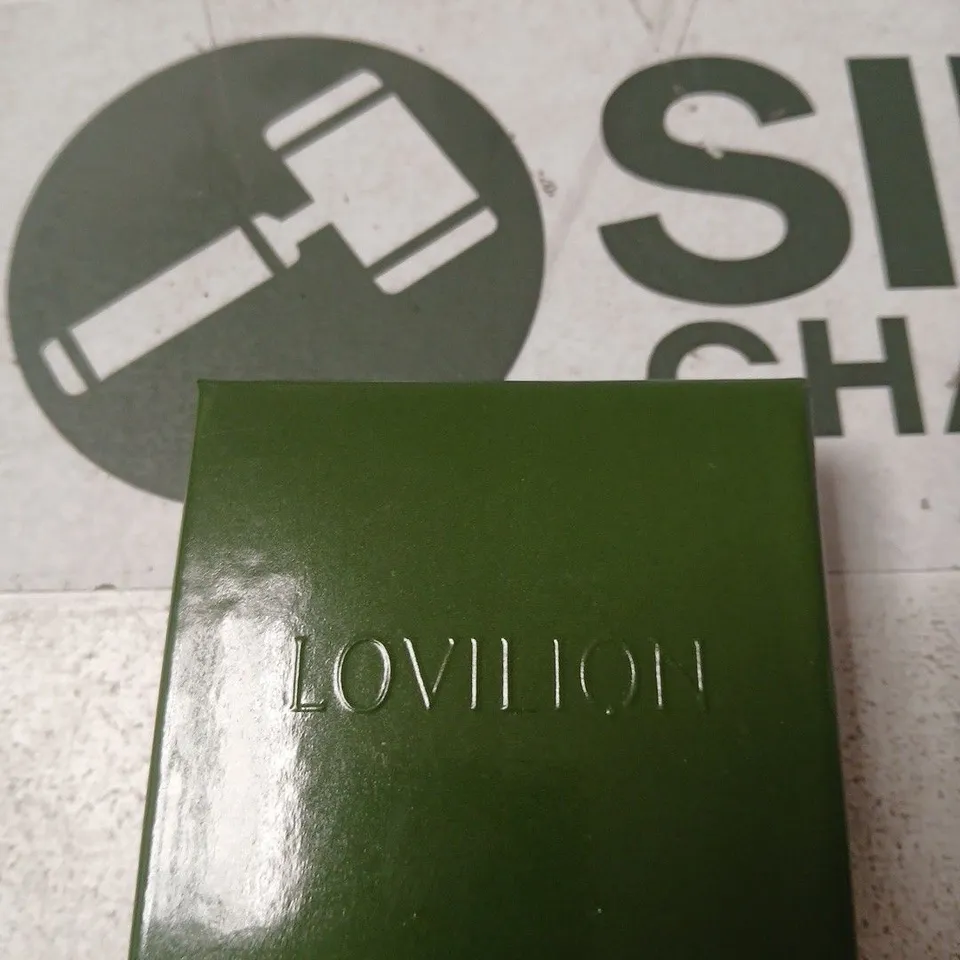 LOVILION LEATHER BRAIDED BRACELET WITH SILVER-TONE CLASP – GREEN BOX
