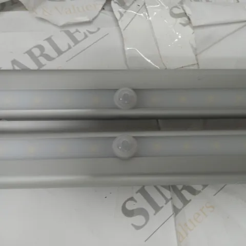 PAIR OF ADHESIVE LIGHT BARS