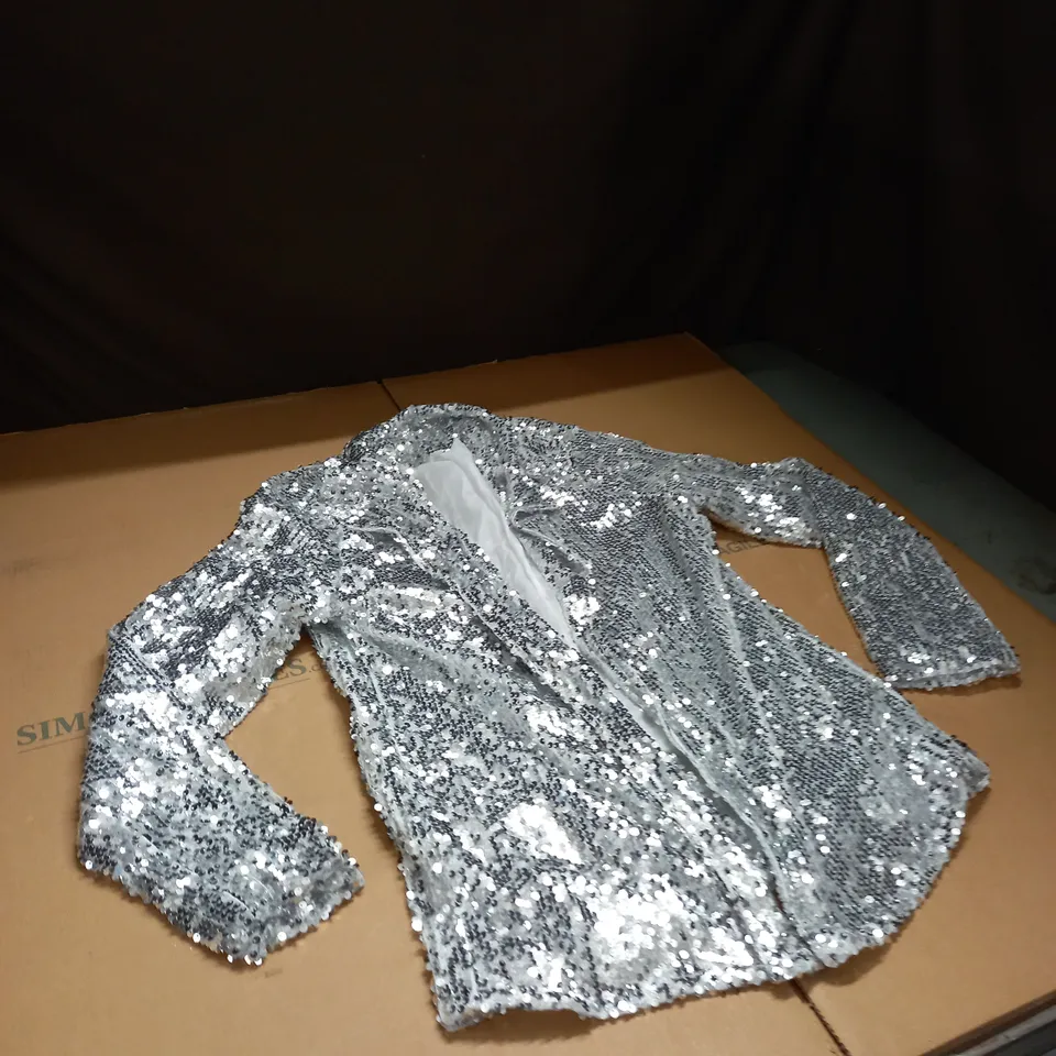 WOMANS SEQUENCED JACKET SIZE UNSPECIFIED