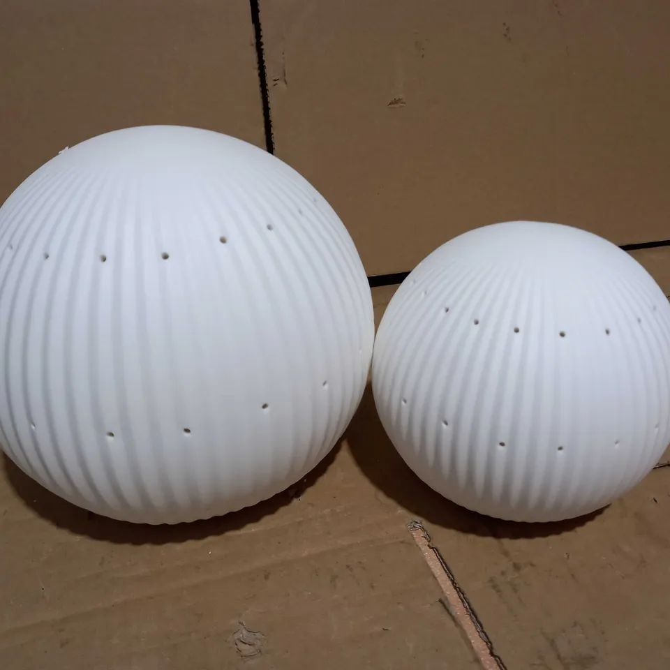 K BY KELLY HOPPEN SET OF CERAMIC LIGHT UP ORNAMENTS