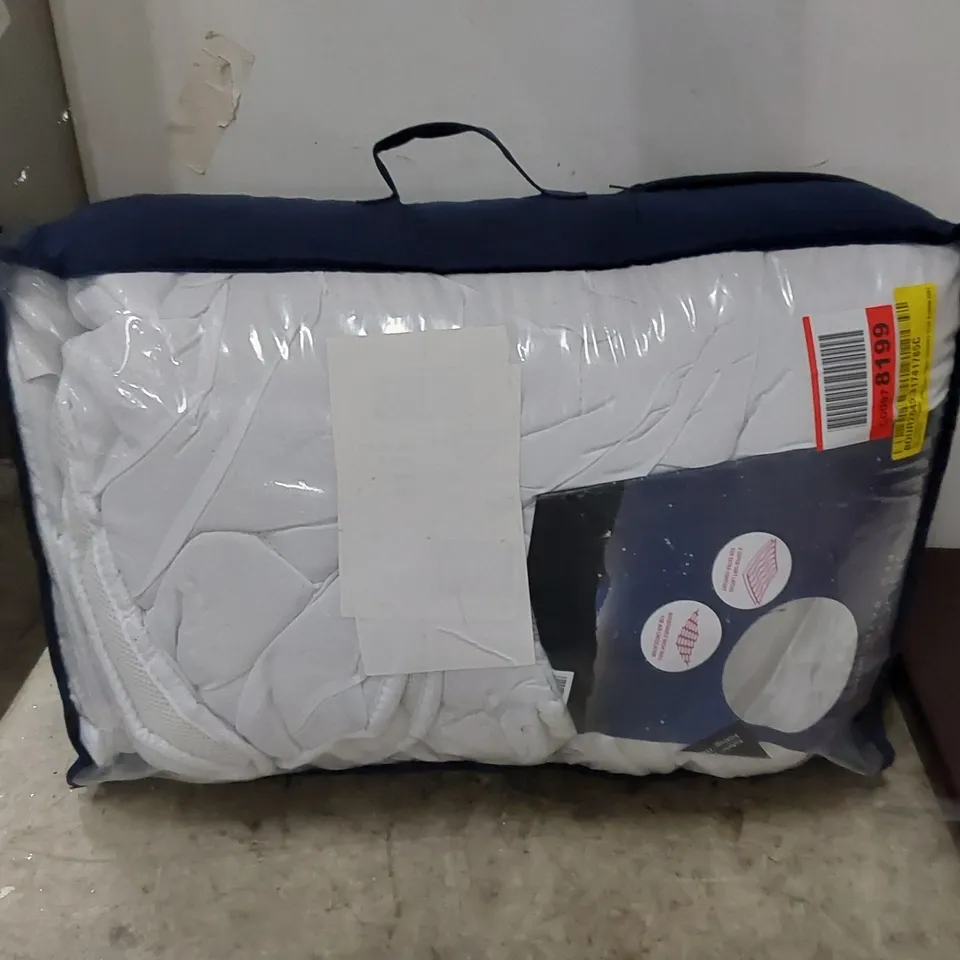 BAGGED 3cm MATTRESS TOPPER // SIZE: DOUBLE 