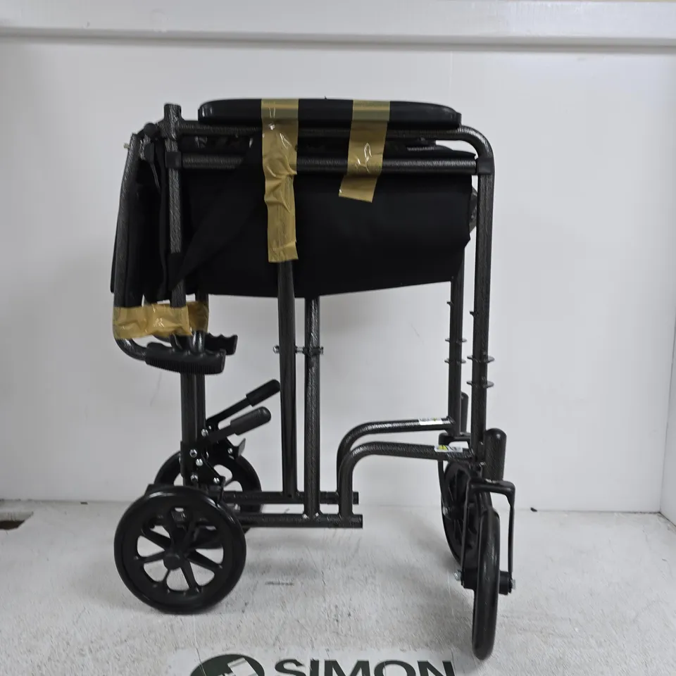 TRANSPORT FOLDING WHEELCHAIR