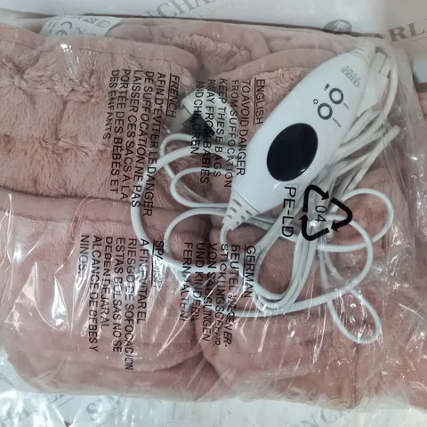 BOXED COZEE HOME VELVETSOFT HEATED THROW IN PINK