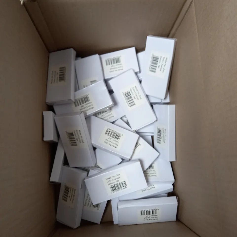 BOX OF APPROXIMETLY 38 NOKIA 3310 DISPLAY PHONES 