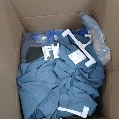 BOX OF APPROXIMATELY 20 ASSORTED CLOTHING TO INCLUDE: GOODFELLOW AND CO SHORTS 
