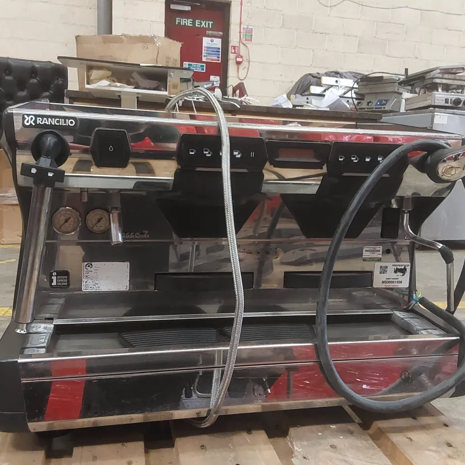 RANCILIO CLASSE 7 COMMERCIAL 2 GROUP COFFEE MACHINE