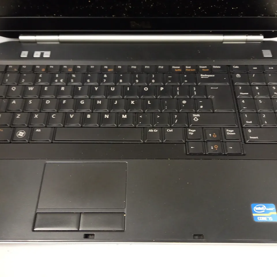 DELL LATITUDE E5520 LAPTOP IN BRUSHED GREY