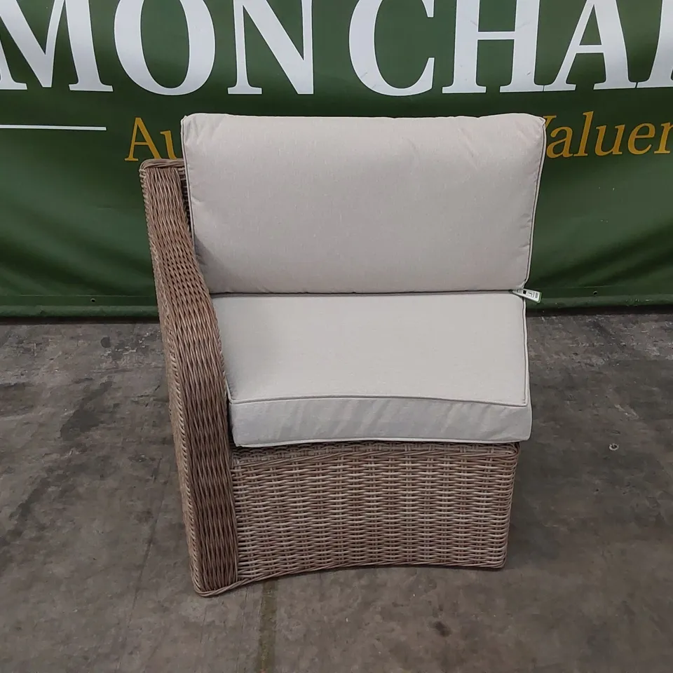 BOXED PRIMROSE LIVING ARCHED RIGHT CORNER SOFA PIECE IN NATURAL COLOUR WITH CUSHIONS