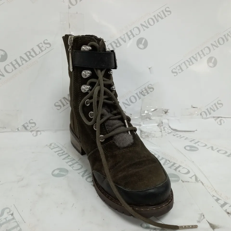 EMU AUSTRALIA WALDRON MIX BOOT DARK OLIVE UK SIZE 5M/6W