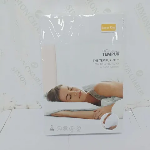 THE TEMPUR FIT MATTRESS PROTECTOR IN WHITE - SUPER KING
