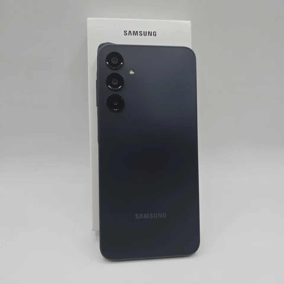 BOXED SAMSUNG GALAXY A16 4/128GB IN BLACK - SM-A165F