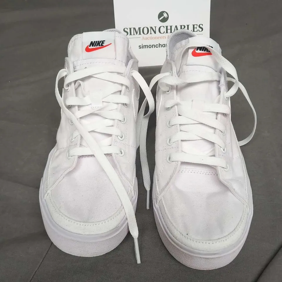NIKE CANVAS SHOES SIZE 7