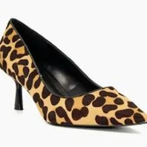 BOXED PAIR OF DUNE LONDON LEOPARD PRINT SHOES - UK SIZE 6