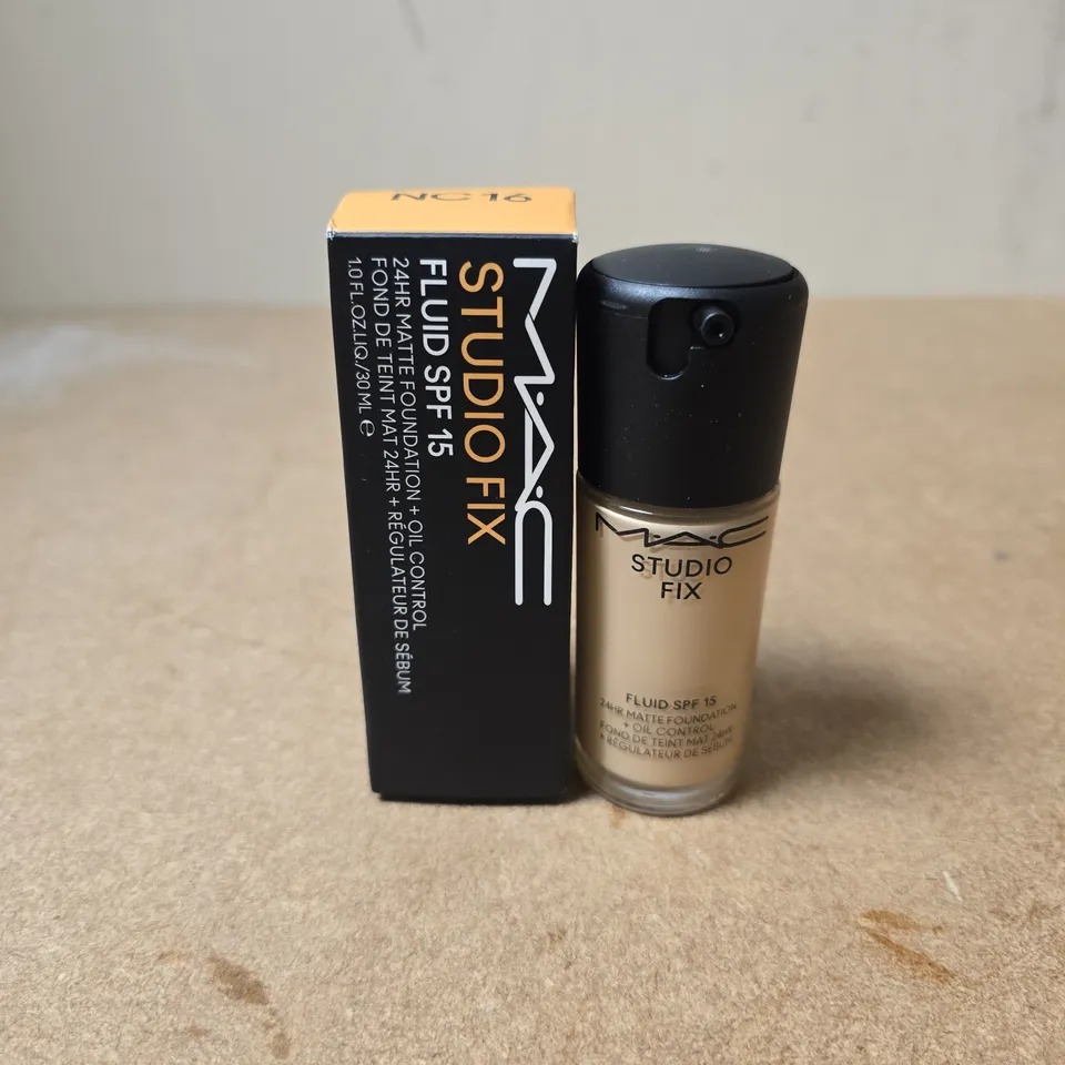 MAC STUDIO FIX FLUID SPF 15 FOUNDATION – NC16 (30ML) (BOXED)