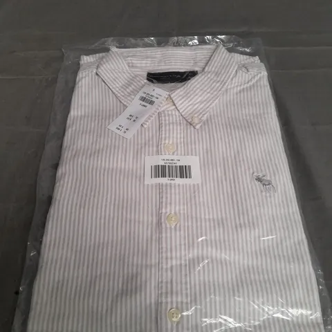 SEALED ABERCROMBIE & FITCH STRECH SHIRT IN WHITE & TAN - XL
