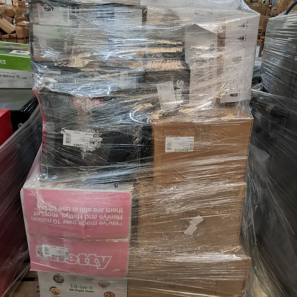 PALLET OF APPROXIMATELY 22 UNPROCESSED RAW RETURN HOUSEHOLD AND ELECTRICAL GOODS TO INCLUDE;