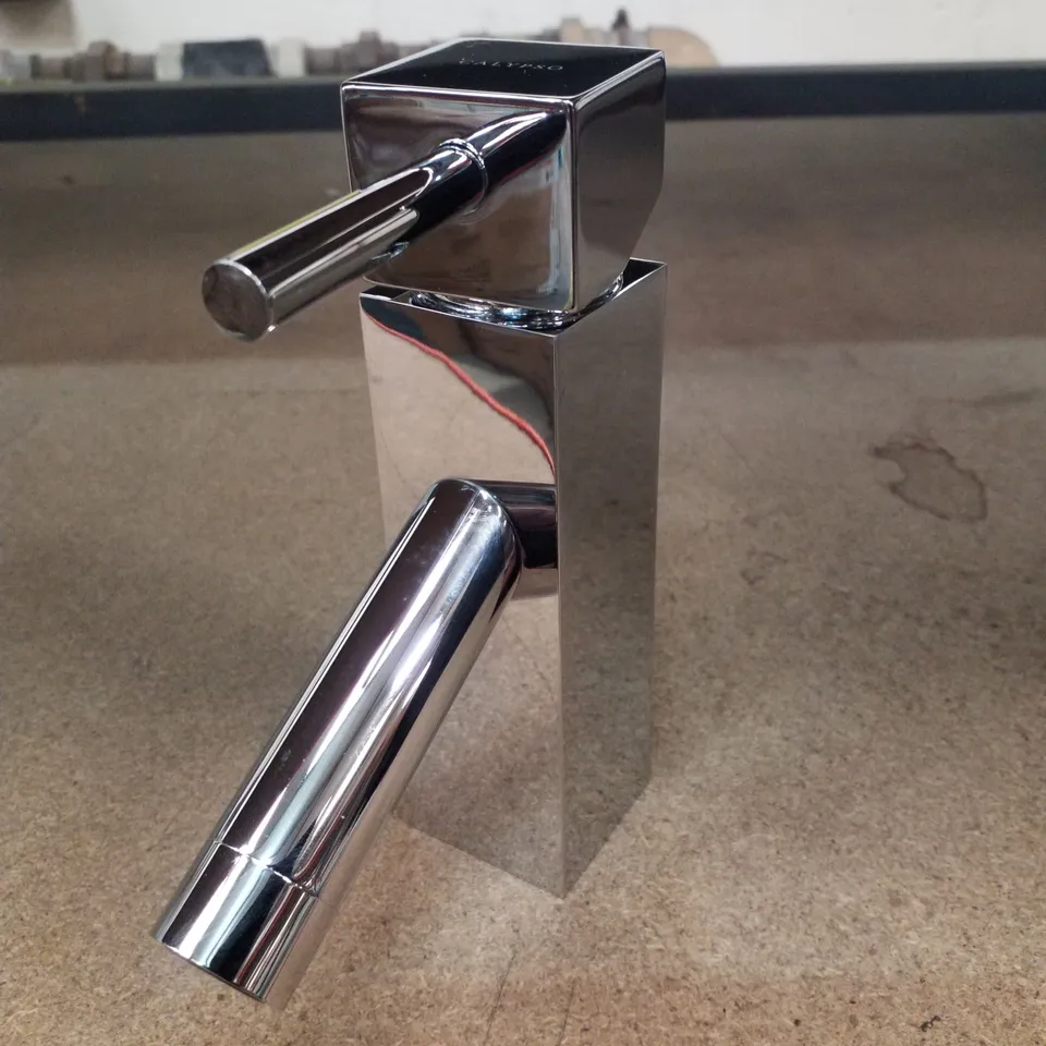 BOXED BRAND NEW CALYPSO LUCCA M/BLOCK BASIN TAP WITH CLICK WASTE IN CHROME - 235X155X135MM