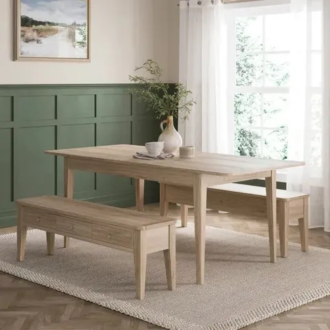 BOXED BROMLEY II EXTENDABLE 6-8 SEATER RECTANGULAR DINING TABLE