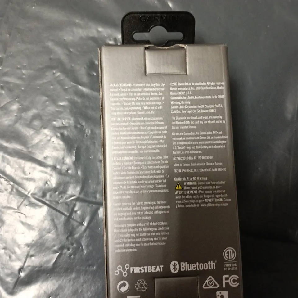 GARMIN VIVOSMART 4 SMART ACTIVITY TRACKER – SIZE S-M