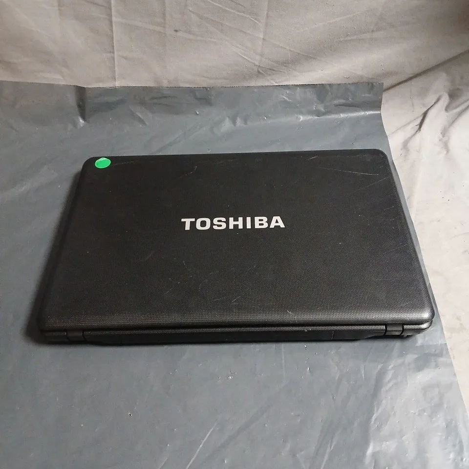 TOSHIBA SATELLITE PRO C660-1LR LAPTOP