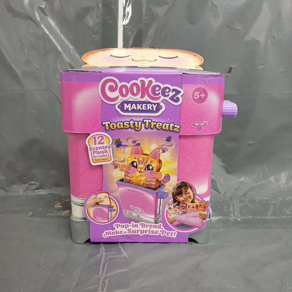 COOKEEZ MAKERY TOASTY TREATS 