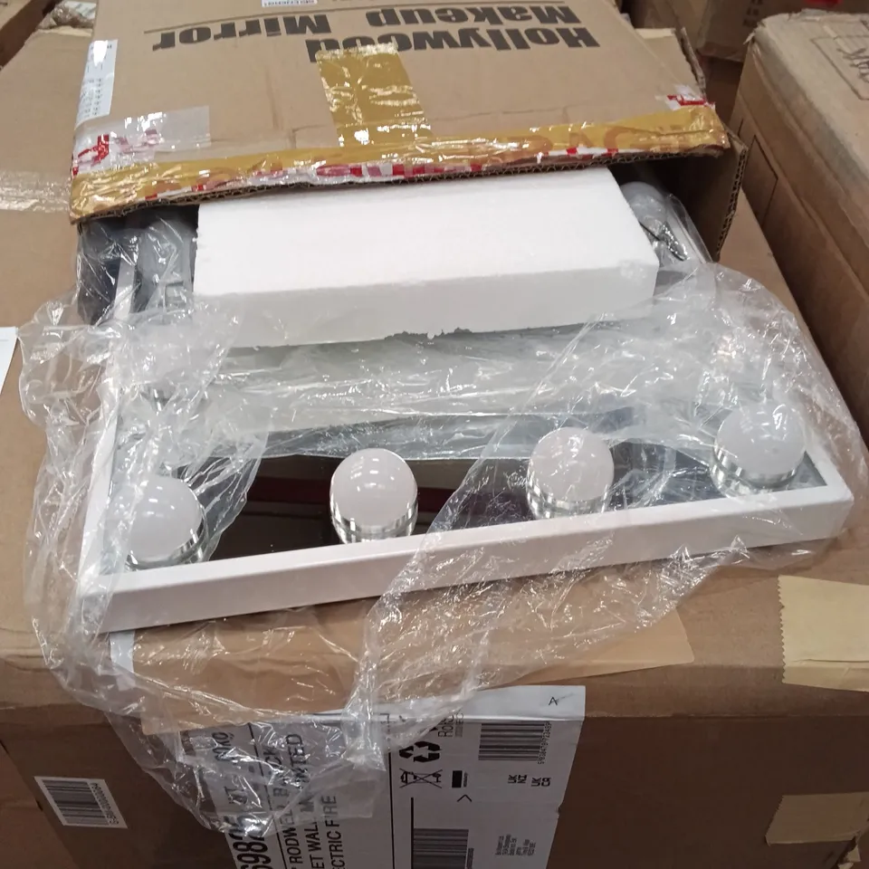 BOXED HOLLYWOOD LED MAKEUP UP MIRROR (1 BOX)