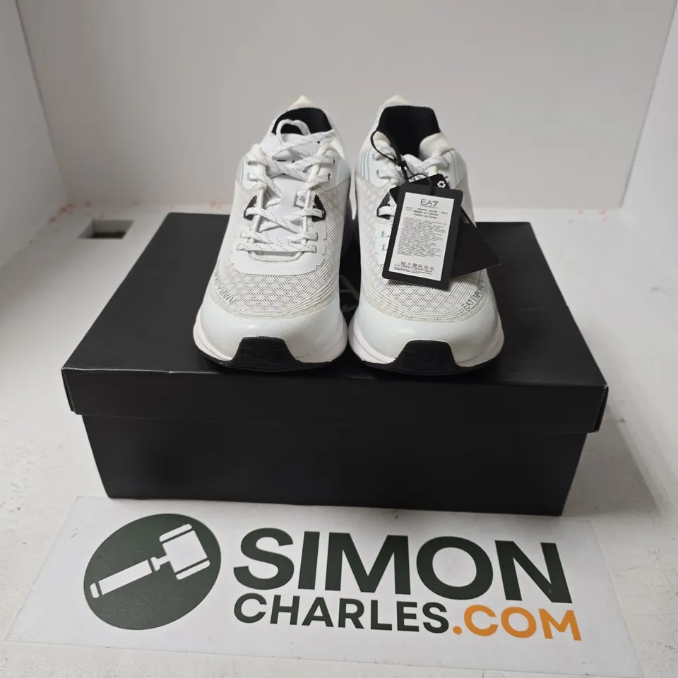 BOXED PAIR OF EMPORIO ARMANI CRUSHER DISTANCE TRAINERS IN WHITE - UK 7.5