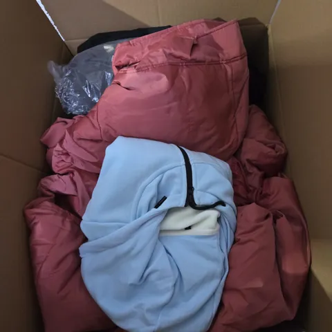 LARGE BOX OF ASSORTED CLOTHING ITEMS IN VARIOUS SIZES, STYLES AND COLOUR 